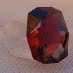 Malaya Garnet