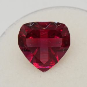 cross-heart-11_1x11_1mm-3_83ct-helenite-524