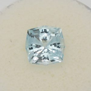 jacobs-well-8_5mm-4_02ct-sky-topaz-505